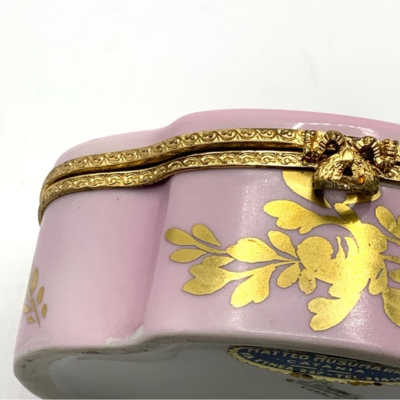 Vintage Limoges France Pink Porcelain Trinket Box Gold Gilt Floral - Picture 15 of 16